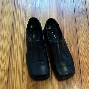 ALDO Women’s Classic Y2K Vintage Black Leather Loafers